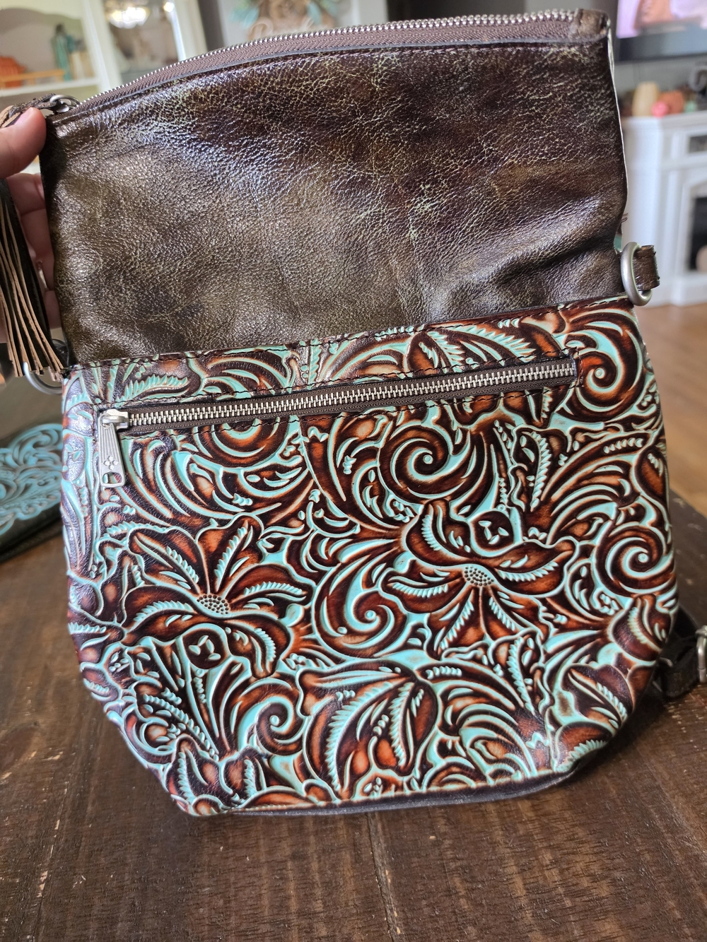 Patricia Nash backpack with matching accessories. - Picture 2 of 16